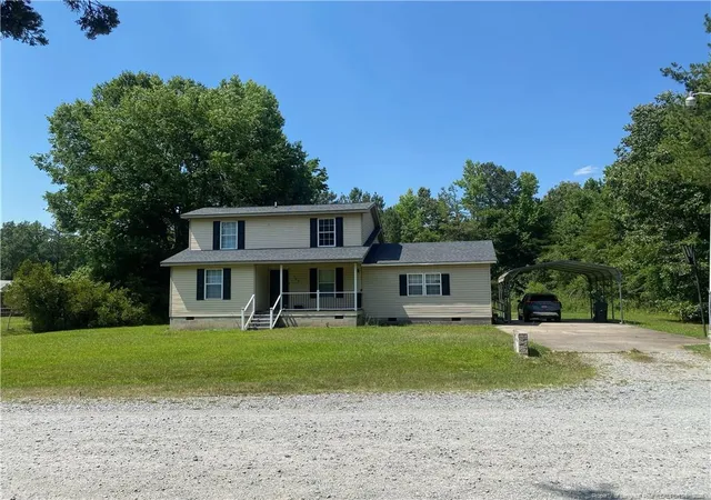 Homes for sale in Ahoskie, NC | 105 Waldorf St, Ahoskie, NC 27910 | MLS# 764535