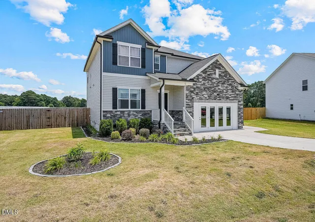 1st image of 60 Olivia Crossing Ct, Four Oaks, NC 27524 | MLS# 10174870