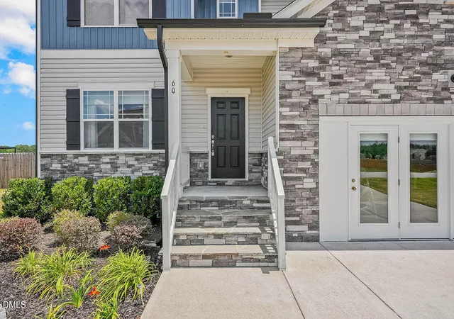 5th image of 60 Olivia Crossing Ct, Four Oaks, NC 27524 | MLS# 10174870