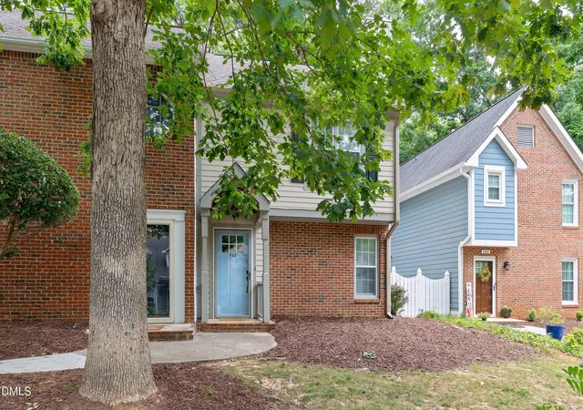 Homes for sale in Cary, NC | 102 Westview Cove Lane, Cary, NC 27513 | MLS# 10174994