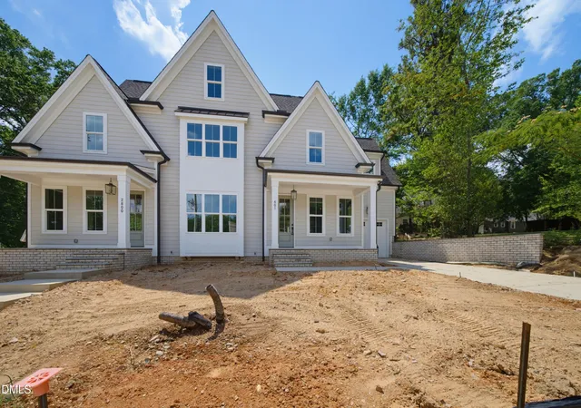 Photo 3 of Condo for sale at 401 Brooks Ave, Raleigh, NC 27607 | MLS# 10176270 | Listing updated on 2026-09-14