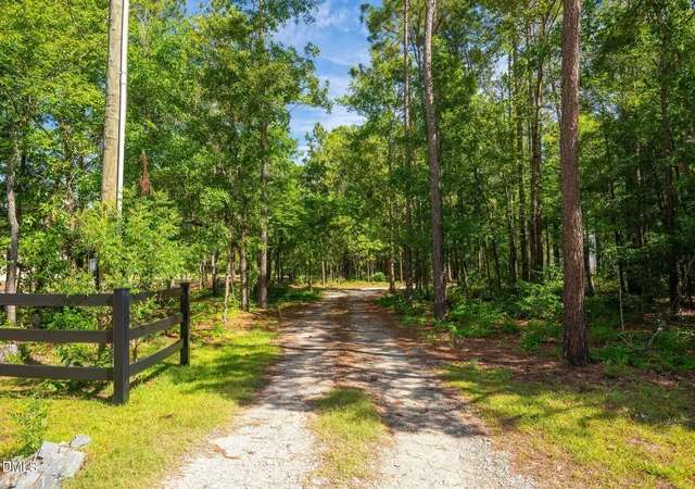 3rd image of 499 Jumping Run Rd, Dunn, NC 28334 | MLS# 10175758