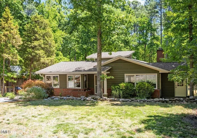 Homes for sale in Chapel Hill, NC | 123 Windsor Cir, Chapel Hill, NC 27516 | MLS# 10175108