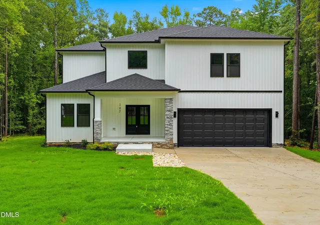 Photo 1 of Single family home for sale at 107 Acoma Dr, Louisburg, NC 27549 | MLS# 10175112 | Listing updated on 2026-08-26