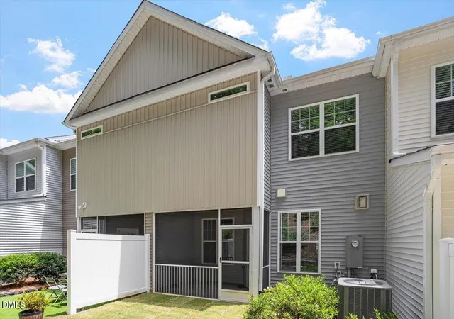 4th image of 145 Walking Path Pl, Hillsborough, NC 27278 | MLS# 10175075