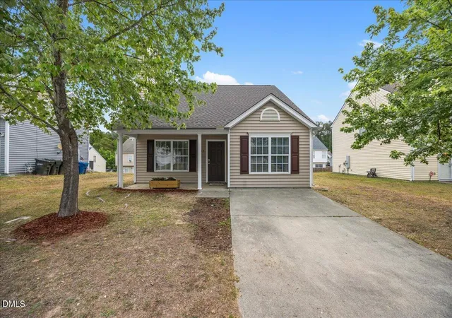 Photo 2 of Sale Pending at 705 Big Twig Ln, Durham, NC 27703 | MLS# 10175120 | Listing updated on 2026-09-20