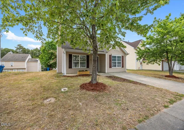 Photo 3 of Sale Pending at 705 Big Twig Ln, Durham, NC 27703 | MLS# 10175120 | Listing updated on 2026-09-20