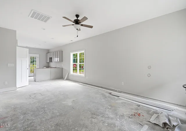 Photo 4 of Single family home for sale at 1311 S 14th Street, Lillington, NC 27546 | MLS# 10175770 | Listing updated on 2026-09-18