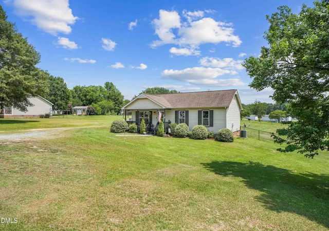 Homes for sale in Benson, NC | 101 Stephenson Rd, Benson, NC 27504 | MLS# 10175501