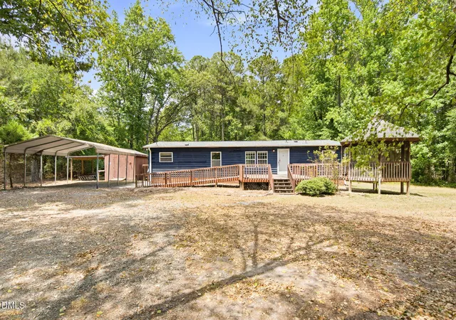 Homes for sale in Snow Camp, NC | 3924 Lewis Rd, Snow Camp, NC 27349 | MLS# 10175302