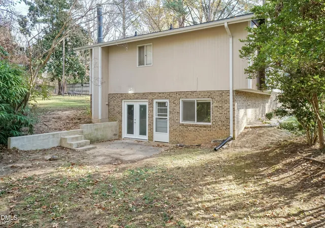 Photo 3 of Single family home for sale at 5829 Sandstone Dr, Durham, NC 27713 | MLS# 10175636 | Listing updated on 2026-07-26