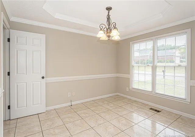 4th image of 402 Roundtree Dr, Fayetteville, NC 28303 | MLS# 761825