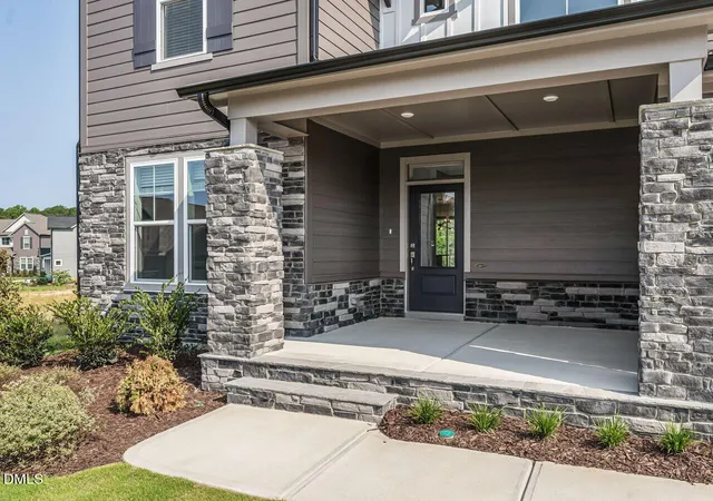 Photo 3 of Sale Pending at 49 Reflection Pkwy, Fuquay Varina, NC 27526 | MLS# 10175307 | Listing updated on 2026-09-21
