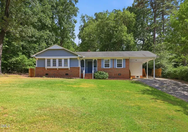 Homes for sale in Sanford, NC | 917 Cromarty Ave, Sanford, NC 27330 | MLS# 10175404