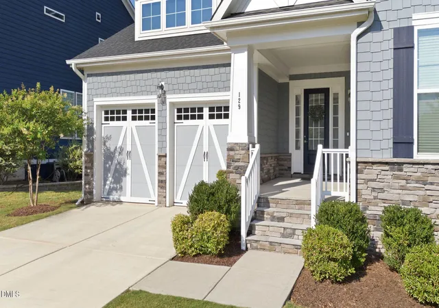 4th image of 129 Treeline Ct, Holly Springs, NC 27540 | MLS# 10175921
