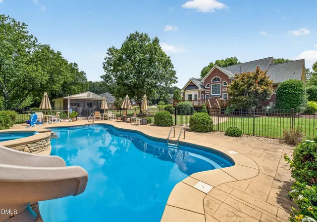 2nd image of 145 Huntington Dr, Dunn, NC 28334 | MLS# 10175360