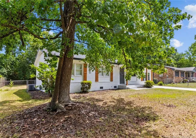 Photo 3 of Sale Pending at 7610 Southgate Rd, Fayetteville, NC 28314 | MLS# 764279 | Listing updated on 2026-08-31