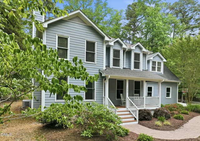 Photo 2 of Single family home for sale at 1615 Meadow Ln, Chapel Hill, NC 27516 | MLS# 10175406 | Listing updated on 2026-07-27