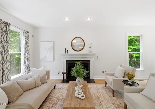 Photo 1 of Single family home for sale at 1615 Meadow Ln, Chapel Hill, NC 27516 | MLS# 10175406 | Listing updated on 2026-07-27