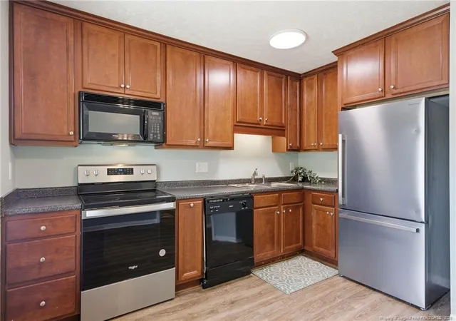 Photo 3 of Sale Pending at 1936 Wordsworth Dr, Fayetteville, NC 28304 | MLS# 764651 | Listing updated on 2026-08-24