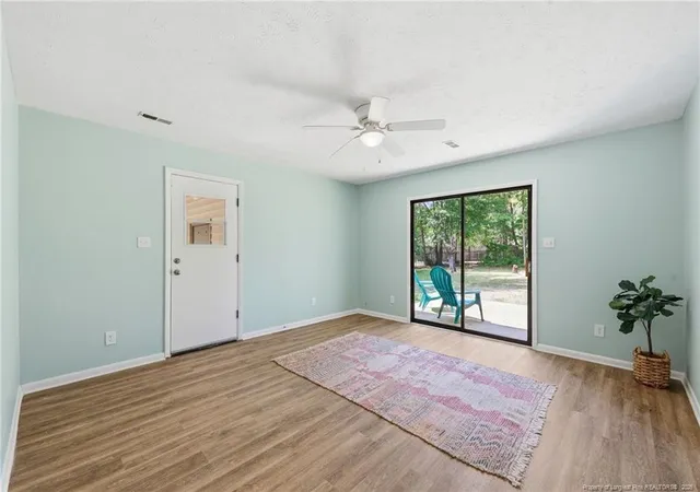 Photo 4 of Sale Pending at 1936 Wordsworth Dr, Fayetteville, NC 28304 | MLS# 764651 | Listing updated on 2026-08-24