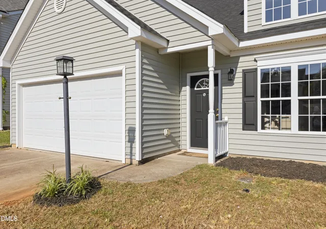 Photo 4 of Sale Pending at 2016 Red Quartz Dr, Raleigh, NC 27610 | MLS# 10175435 | Listing updated on 2026-09-16
