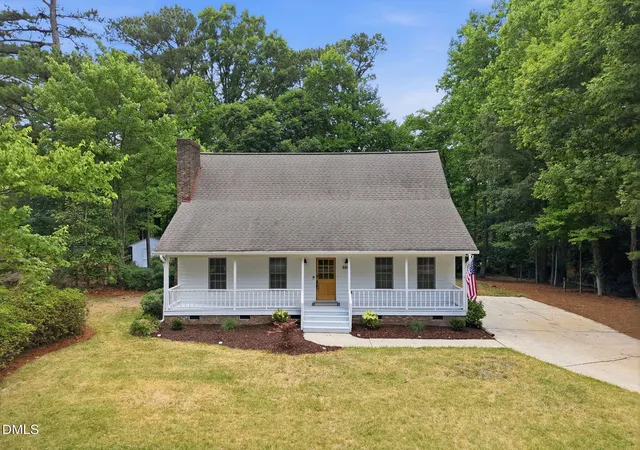 Photo 1 of Sale Pending at 8801 Mansfield Dr, Raleigh, NC 27613 | MLS# 10175507 | Listing updated on 2026-07-19