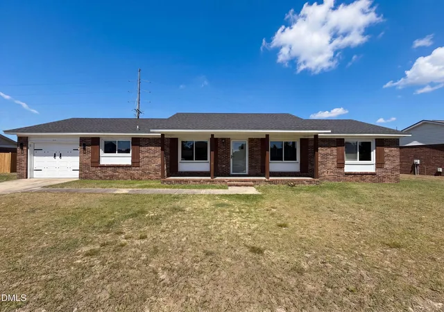 Photo 1 of Single family home for sale at 1512 Dovetail Dr, Fayetteville, NC 28314 | MLS# 10175689 | Listing updated on 2026-09-17