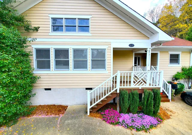 Homes for sale in Chapel Hill, NC | 103 Stewart Ln #Unit A, Chapel Hill, NC 27514 | MLS# 10175456