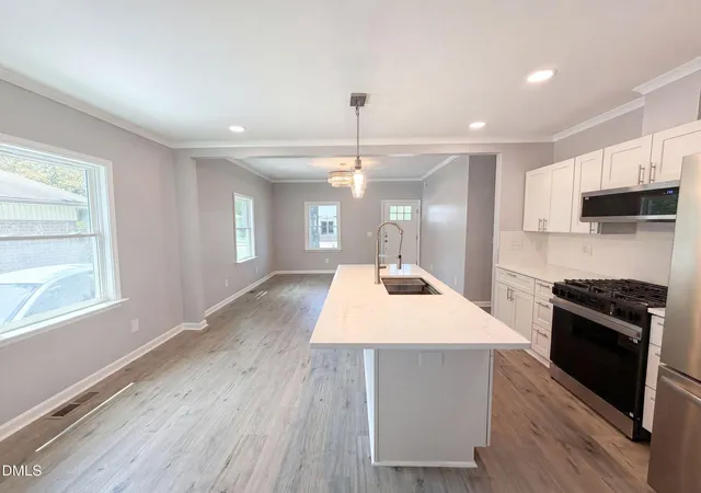 Photo 2 of Single family home for sale at 1501 S Roxboro St, Durham, NC 27707 | MLS# 10175679 | Listing updated on 2026-09-11