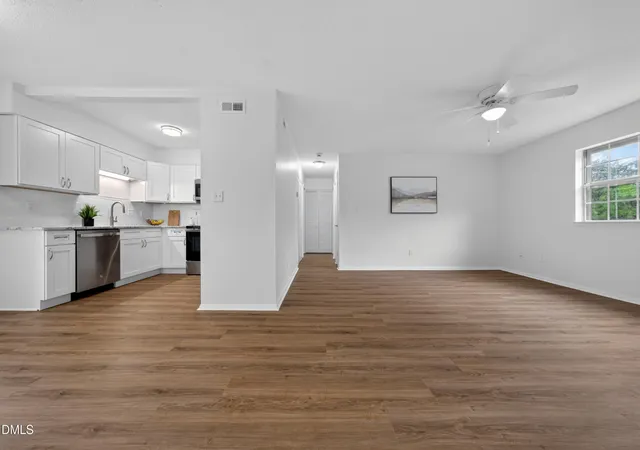 Photo 3 of Condo for sale at 5604 H Fls Of Neuse Rd, Raleigh, NC 27609 | MLS# 10175474 | Listing updated on 2026-08-01