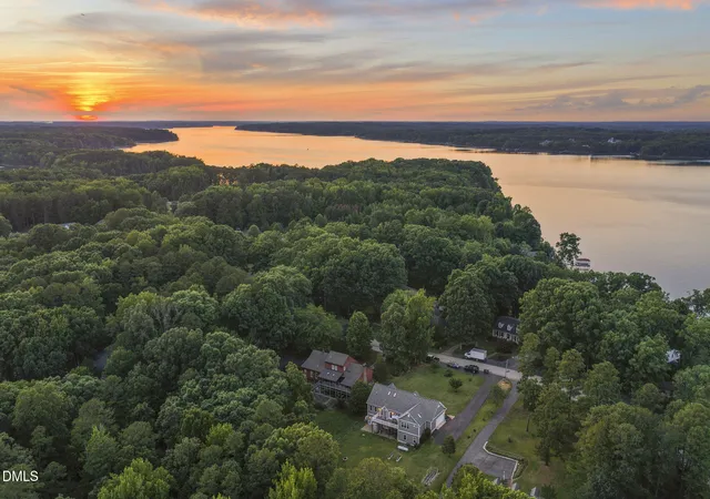 5th image of 108 Oak View Dr, Clarksville, VA 23927 | MLS# 10175460