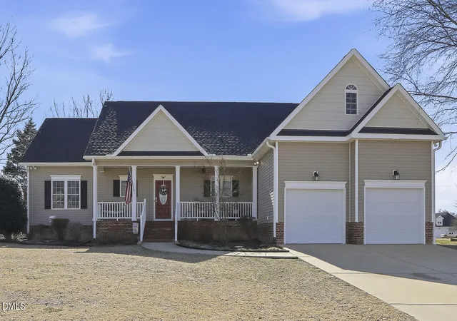 1st image of 125 Dexterfield Dr, Fuquay Varina, NC 27526 | MLS# 10175475