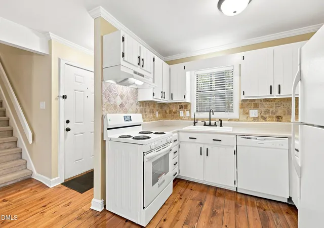 Listing Photo 5 - Condo for sale in building located at 7413 Leesville Rd, Raleigh, NC 27613