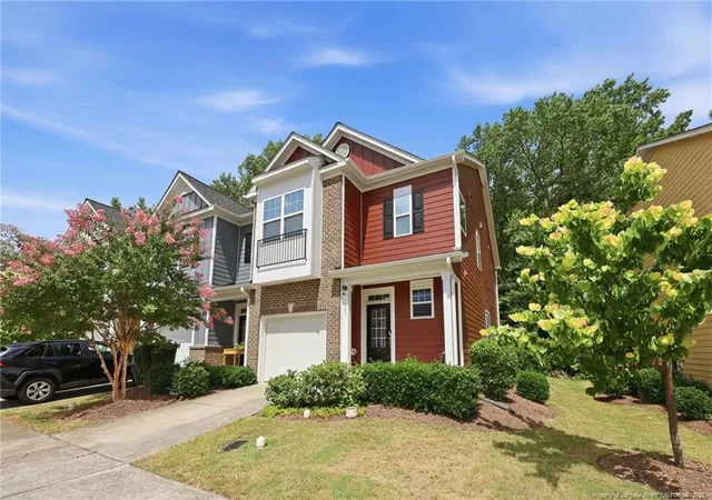 Homes for sale in Apex, NC | 647 Briarcliff St, Apex, NC 27502 | MLS# 764668