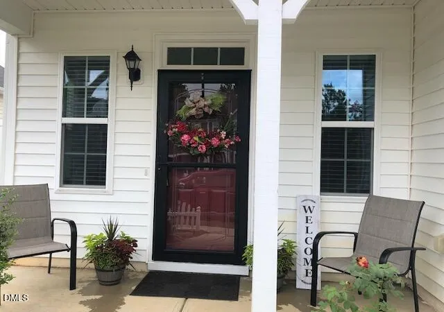 Photo 3 of Single family home for sale at 14 Plott Hound Dr, Clayton, NC 27520 | MLS# 10181457 | Listing updated on 2026-09-09