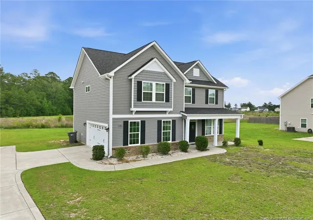 3rd image of 321 Gadson Dr, Hope Mills, NC 28348 | MLS# 764670