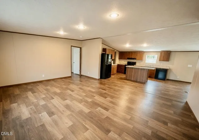 Photo 4 of Manufactured home for sale at 810 Hatchett Rd, Yanceyville, NC 27379 | MLS# 10175654 | Listing updated on 2026-07-29