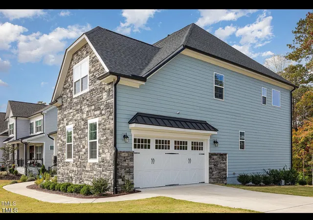 Photo 3 of Single family home for sale at 123 Stone Park Dr, Wake Forest, NC 27587 | MLS# 10175570 | Listing updated on 2026-07-18