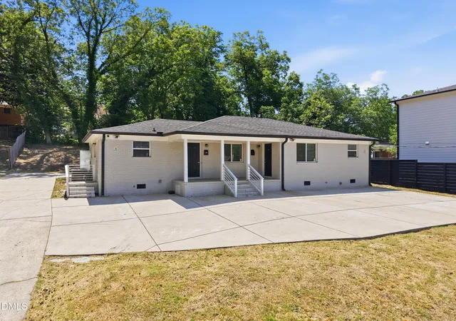 2nd image of 1007 Grant St, Durham, NC 27701 | MLS# 10175718