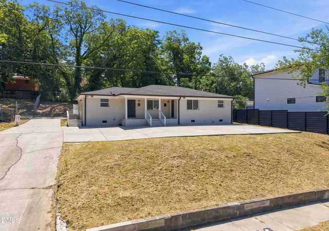 4th image of 1007 Grant St, Durham, NC 27701 | MLS# 10175718