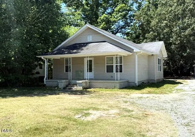 Homes for sale in Burlington, NC | 1550 W Davis St, Burlington, NC 27215 | MLS# 10175785