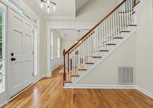 Photo 3 of Single family home for sale at 202 Park Valley Ln, Cary, NC 27519 | MLS# 10180106 | Listing updated on 2026-09-20