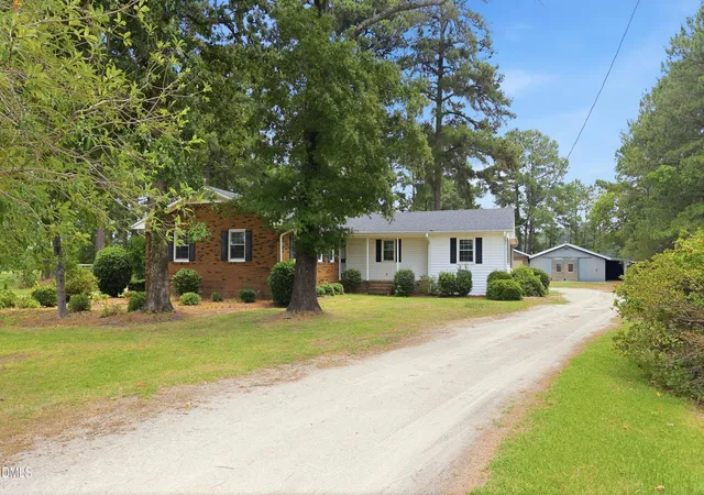 Homes for sale in Wilson, NC | 6359 Flowers Rd, Wilson, NC 27893 | MLS# 10176035