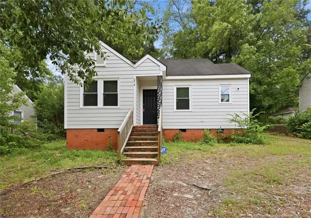 Photo 1 of Single family home for sale at 274 Windsor Dr, Fayetteville, NC 28301 | MLS# 764679 | Listing updated on 2026-09-10