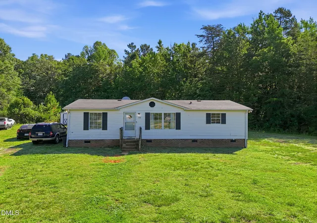 Homes for sale in Roxboro, NC | 215 Dixon Ln, Roxboro, NC 27574 | MLS# 10176469