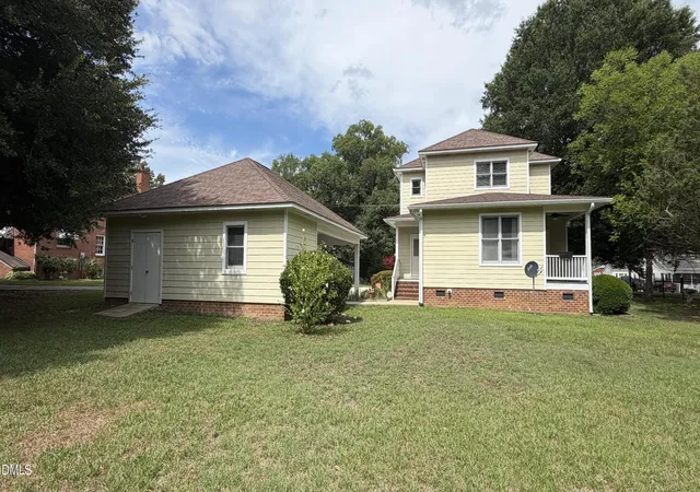 Homes for sale in Spring Hope, NC | 207 N Hopkins Ave, Spring Hope, NC 27882 | MLS# 10175965