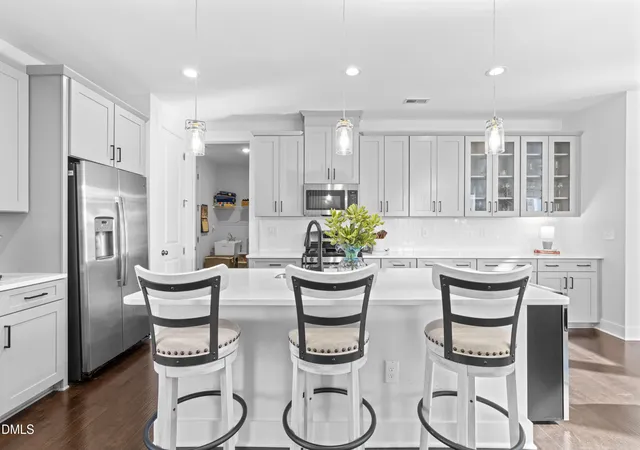 Photo 5 of Townhouse for sale at 931 Haybeck Ln, Apex, NC 27523 | MLS# 10178771 | Listing updated on 2026-07-20