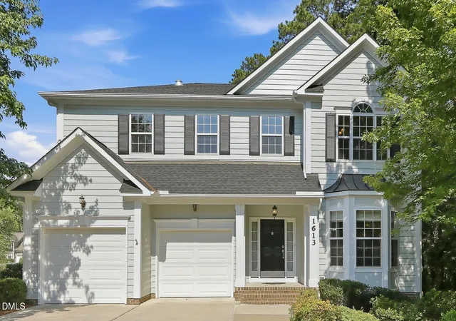 Photo 2 of Single family home for sale at 1613 Bellenden Dr, Durham, NC 27713 | MLS# 10176627 | Listing updated on 2026-08-25