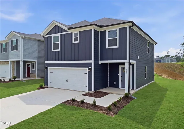Photo 2 of Single family home for sale at 139 N Fld Sparrow Way, Clayton, NC 27520 | MLS# 10175687 | Listing updated on 2026-09-14